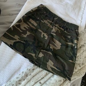 Camo skirt